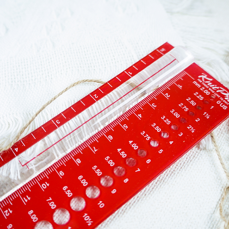 Knitpro Crochet Tool Plastic D - Sewing Textiles のレビューと価格