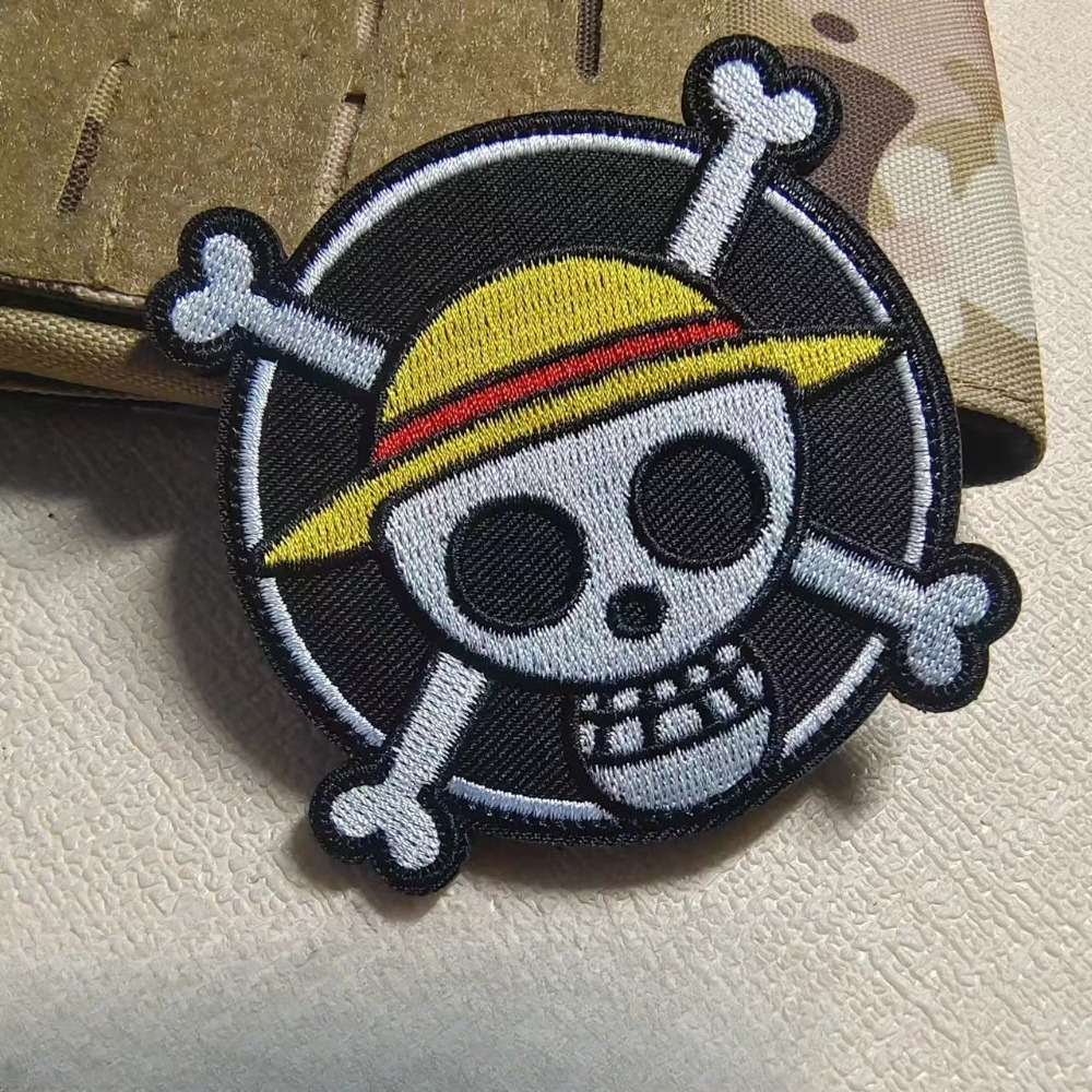 One Piece Badg Cartoon sleeve  - Velcro Sew On のレビューと価格