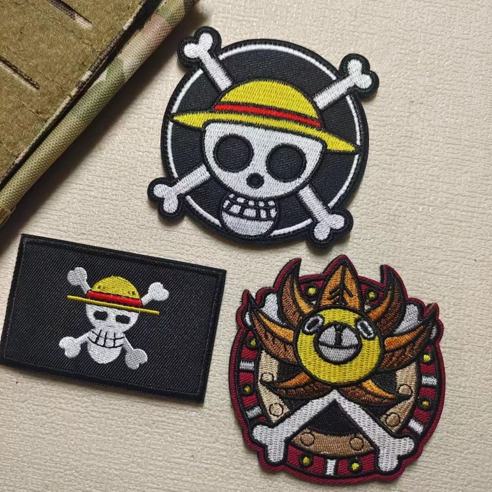 One Piece Cartoon sleeve patch - Velcro Sew On のレビューと価格