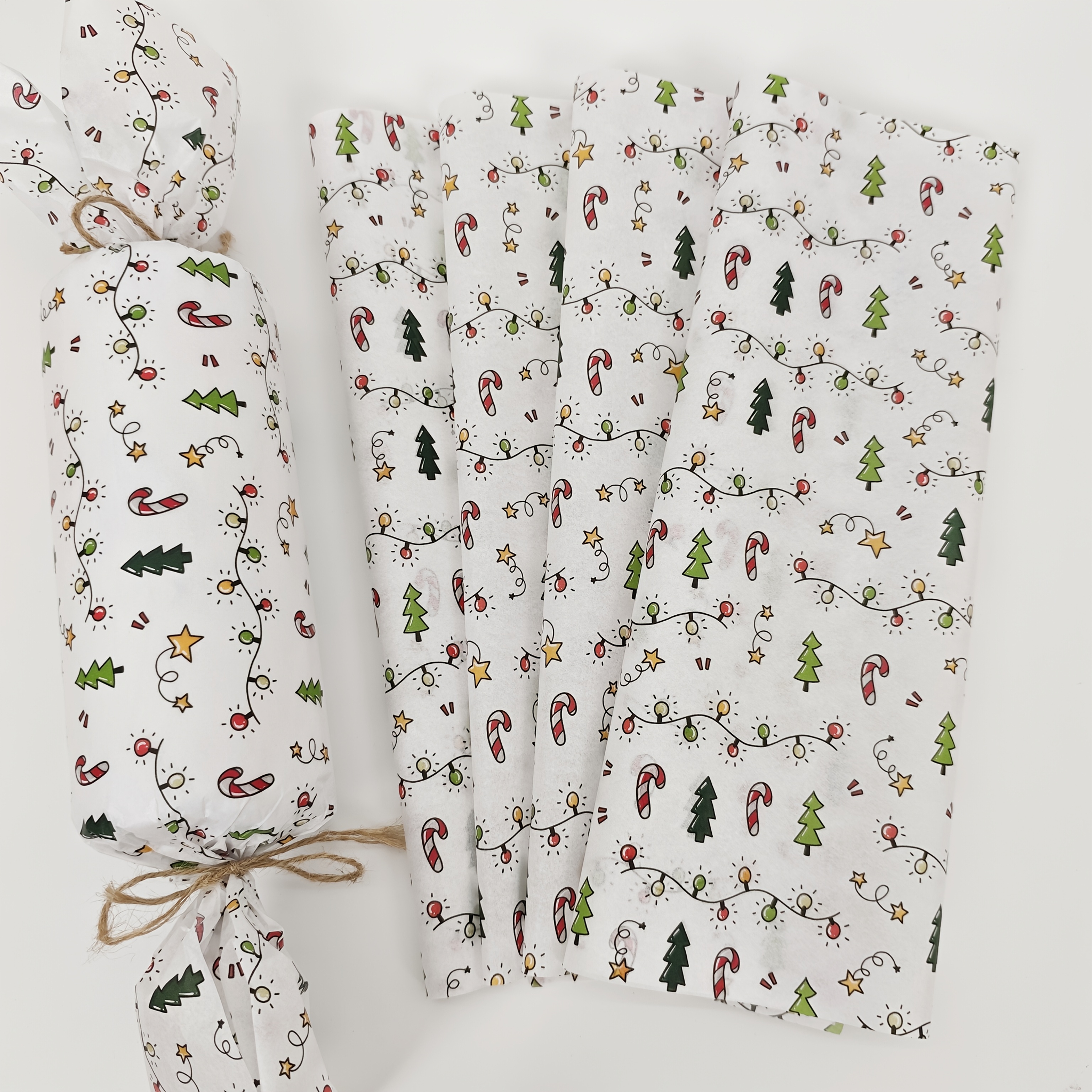 10/20 Sheets of Christmas Lant - Pattern Tissue Paper のレビューと価格