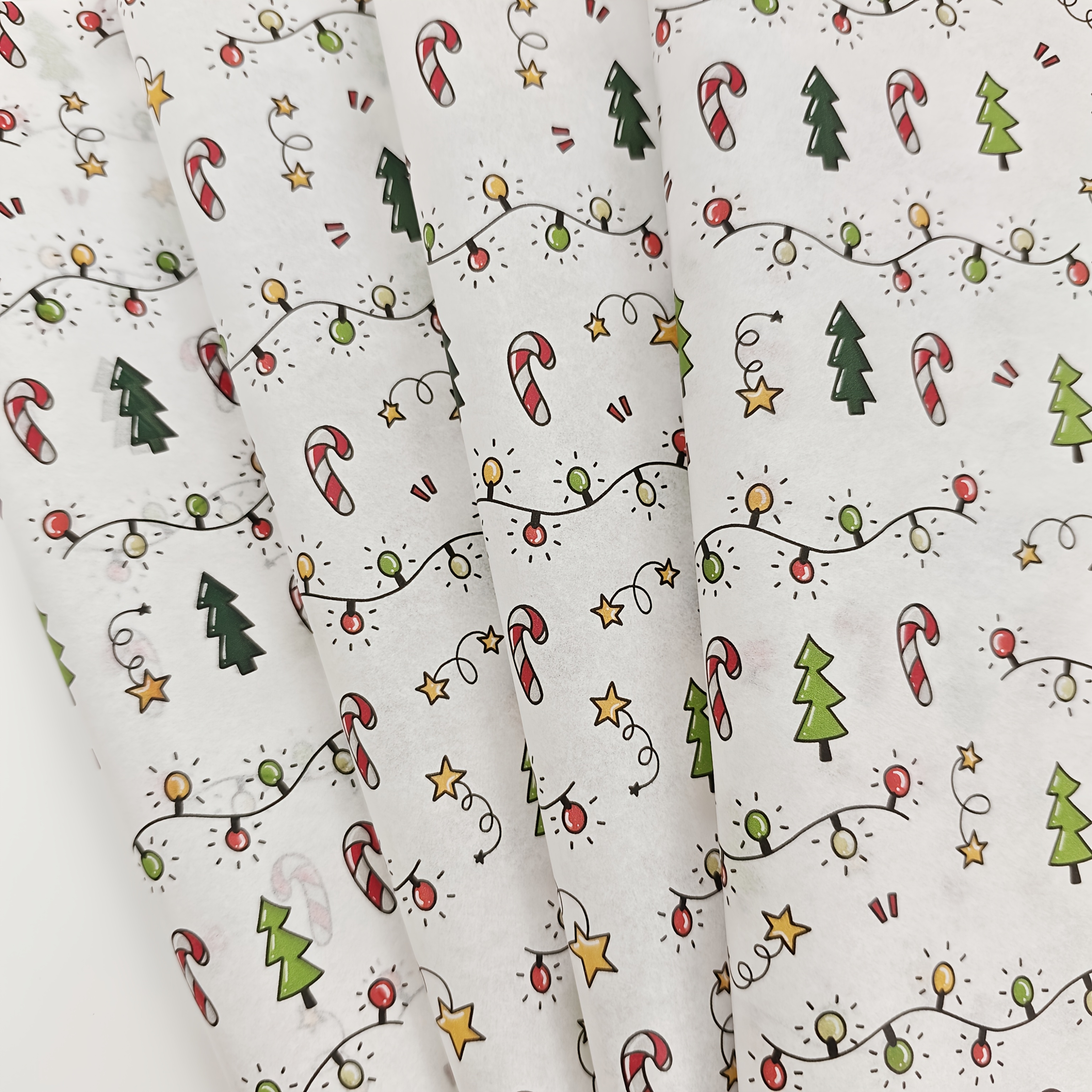 10/20 Sheets of Christmas Lant - Pattern Tissue Paper のレビューと価格