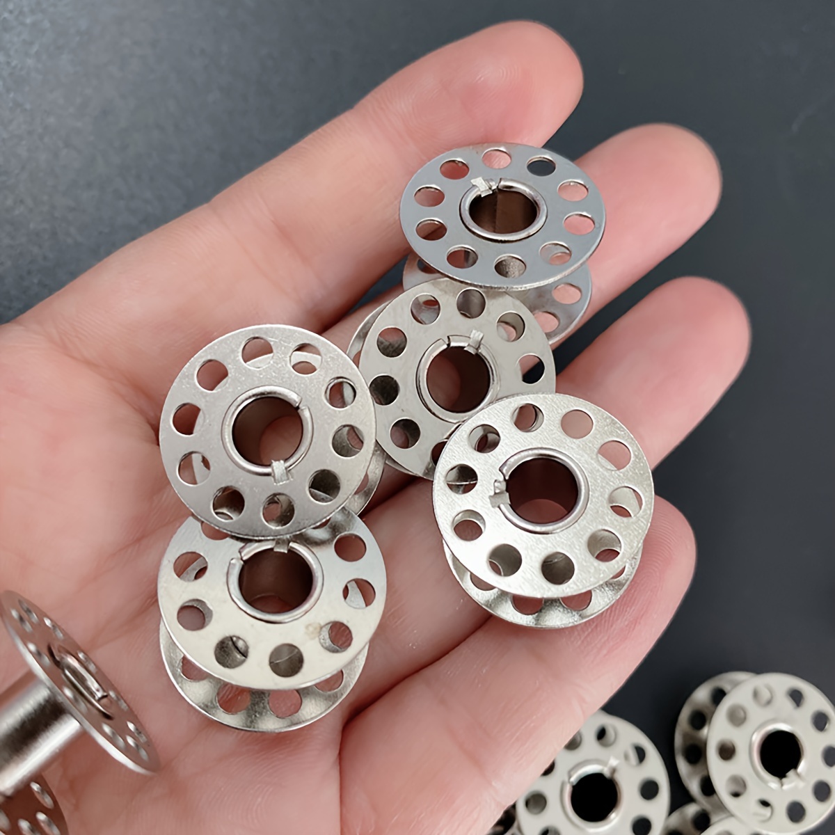10/20/30PCS Sewing Bobbins Emp - Thread Bobbins Empty のレビューと価格